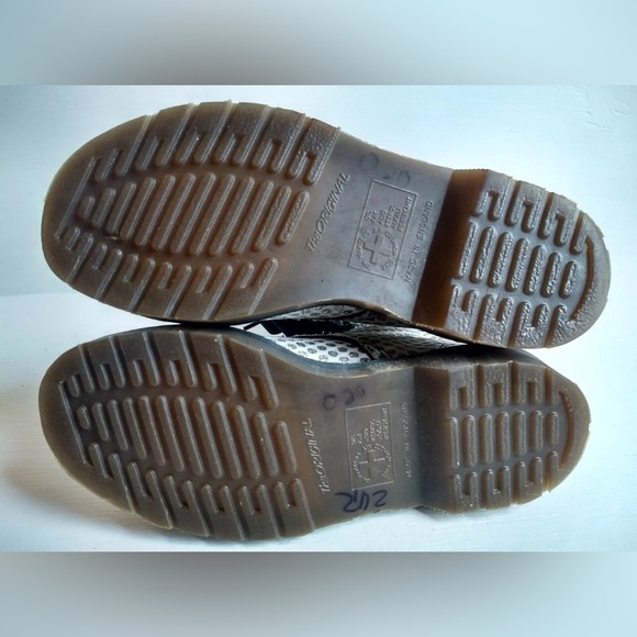 RARE DR MARTENS SILVER GLITTER BOOTS OVAL DESIGN VINTAGE MADE IN ENGLAND US 7 - Picture 2 of 10